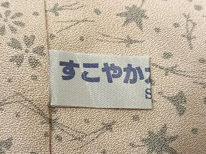 平和屋着物●伝統工芸士 吉田博 小紋 花唐草地紋 練色 正絹 逸品 AABF5397ph