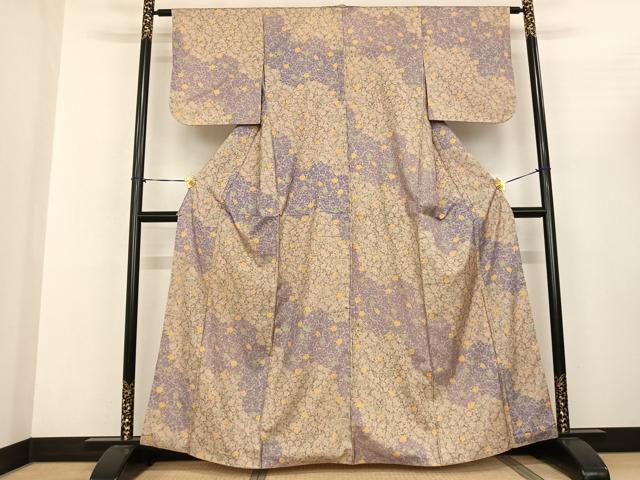 平和屋着物●本場染大島紬 舞花文 正絹 逸品 AABF5411fy
