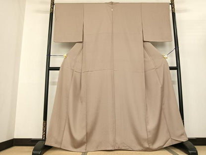 平和屋着物●上質な色無地　吉祥花地紋　亜麻色　正絹　逸品　未使用　AABF5438fy