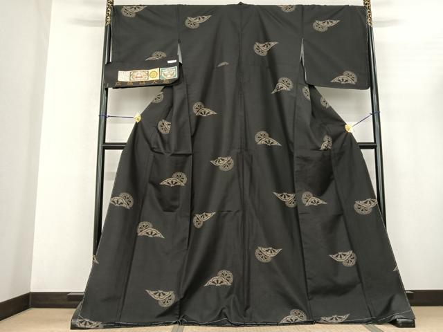 平和屋着物●本場縞大島紬　泥染め　源氏車文　黒地　つむぎ美人謹製　証紙付き　ロング丈　正絹　逸品　未使用　AABF5447fy