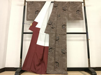 平和屋着物●本場大島紬 一元7マルキ 泥染め 手織 雪輪花文 元治絹織物謹製 正絹 逸品 AABF5453fy