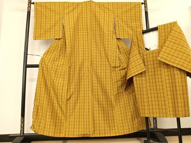 平和屋着物●本場黄八丈 平織 紬 道行コートセット 格子 正絹 逸品 未使用 AABF5460fy