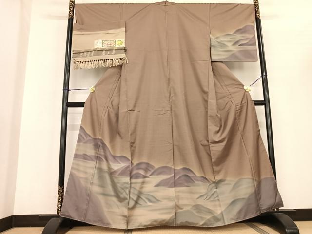平和屋着物●本場縞大島紬 染大島 訪問着 世界遺産屋久島 遠山霞文 大島紬美幸謹製 証紙付き 正絹 逸品 未使用 AABF5486fy
