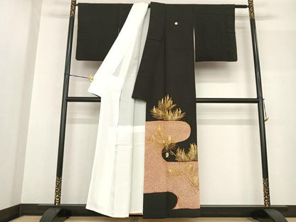 平和屋着物●豪華黒留袖 駒刺繍 絞り 草葉文 正絹 逸品 AABF5507fy