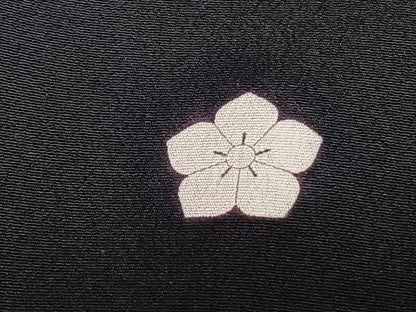 平和屋着物●豪華黒留袖 駒刺繍 絞り 草葉文 正絹 逸品 AABF5507fy