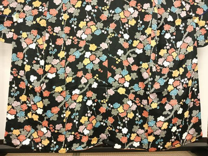 平和屋着物●豪華振袖 枝梅文 黒地 金彩 正絹 逸品 AABF5514fy