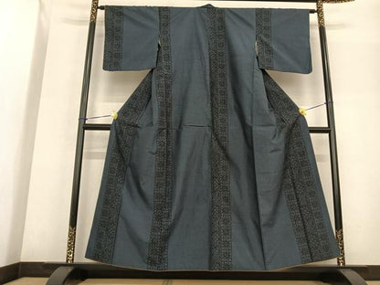 平和屋着物●本場大島紬 薩摩結城 120亀甲 花間道 正絹 逸品 AABF5542fy