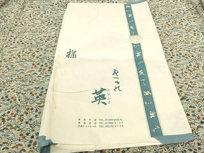 平和屋着物●洗える最高級着物 ＜英＞はなぶさ謹製 小紋 草花文 鬼しぼ縮緬 たとう紙付き 洗える着物 AABF5555fy