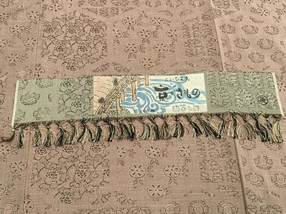 平和屋着物▽上質な紬　単衣　亀甲花文　反端付き　正絹　逸品　AABF5631fy
