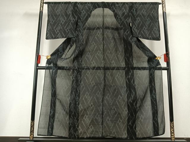 平和屋着物＊夏物 本場大島紬 夏大島 幾何学花文 黒地 正絹 逸品 AABF5766fy