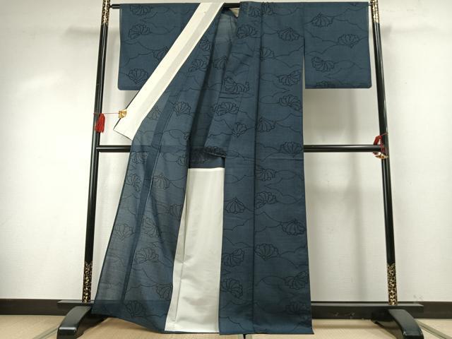 平和屋着物＊夏物 本場大島紬 夏大島 7マルキ 雲取り花文 正絹 逸品 AABF5816fy