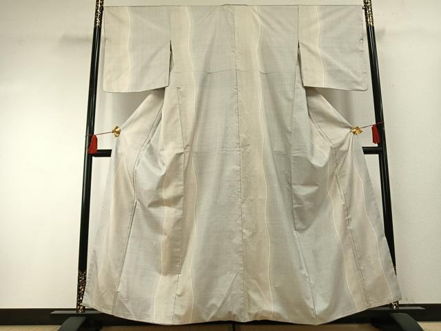 平和屋着物●本場大島紬　白大島　カタス9マルキ　よろけ縞　そごう百貨店扱い　正絹　逸品　AABF5920fy
