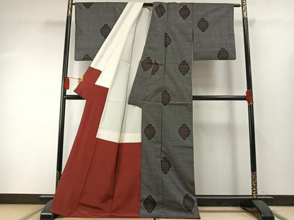 平和屋着物●本場大島紬　一元7マルキ　吉祥花文　正絹　逸品　AABF5923fy