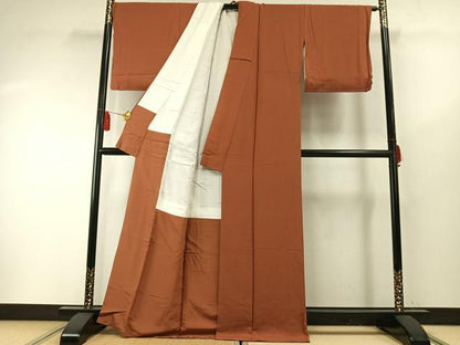 平和屋着物●ファッションデザイナー 花井幸子　色無地　代赭色　正絹　逸品　未使用　AABF5939fy