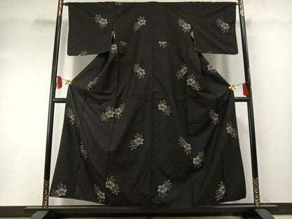 平和屋着物●本場大島紬 カタス9マルキ 草花文 黒地 正絹 逸品 AABF5968fy