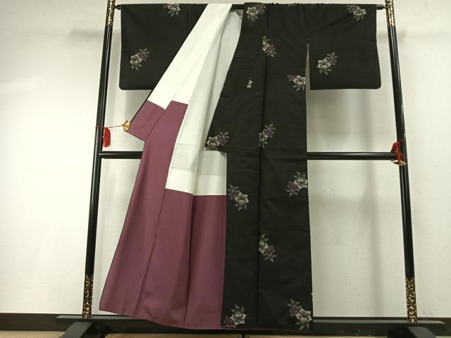平和屋着物●本場大島紬 カタス9マルキ 草花文 黒地 正絹 逸品 AABF5968fy