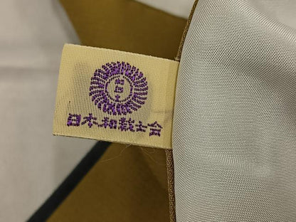 平和屋着物●結城紬 100亀甲 飛び亀甲 草花間道 正絹 逸品 AABF6044ph
