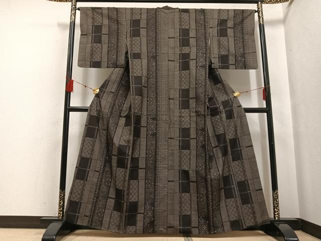 平和屋着物●本場大島紬 カタス7マルキ 吉祥花間道 やまと誂製 正絹 逸品 AABF6049ph
