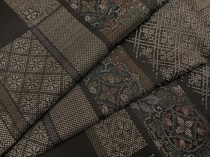 平和屋着物●本場大島紬 カタス7マルキ 吉祥花間道 やまと誂製 正絹 逸品 AABF6049ph