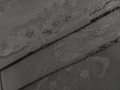 平和屋着物●上質な色無地 松竹梅 煤色 雲重ね地紋 正絹 逸品 AABF6056ph