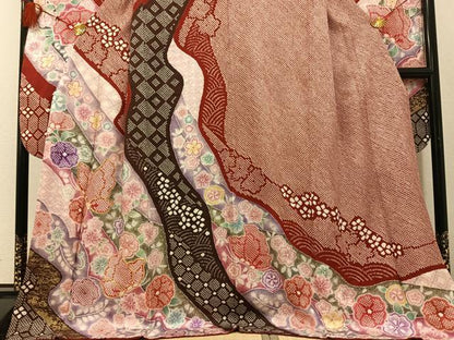 平和屋着物●豪華振袖 駒刺繍 絞り 花蝶文 金彩 正絹 逸品 AABF6068ph