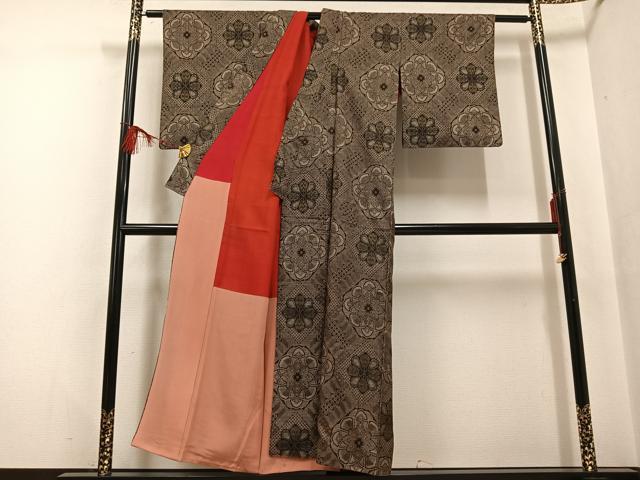 平和屋着物●本場大島紬 龍郷絣 正絹 逸品 AABF6081ph
