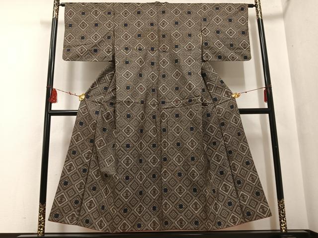 平和屋着物●本場大島紬 龍郷絣 正絹 逸品 AABF6086ph
