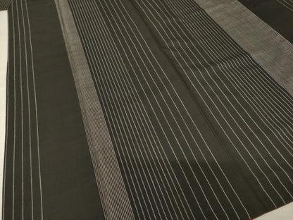平和屋着物●本場大島紬 純泥染 手織り 一元7マルキ 間道 前田紬工芸 さが美扱い 証紙付き 正絹 逸品 AABF6159ck