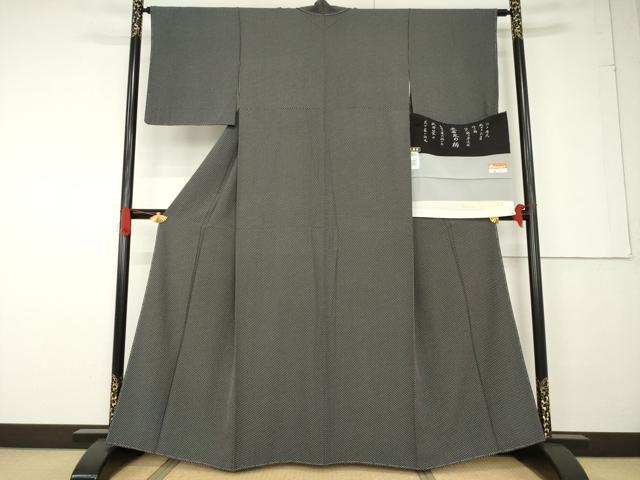 平和屋着物●伝統工芸師 服部光擴監修 江戸小紋 武田菱 大名定め柄 黒地 反端付き 正絹 逸品 未使用 AABF6163ck