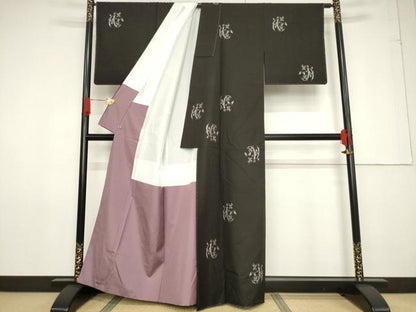 平和屋着物●本場大島紬 純泥染 手織り カタス9マルキ 総絣 地空き 枝花文 桜 久野織物謹製 さが美扱い 証紙付き 逸品 未使用 AABF6169ck