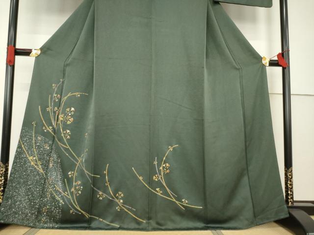 平和屋着物●訪問着 駒刺繍 枝葉文 黒緑色地 金彩 正絹 逸品 AABF6193ck