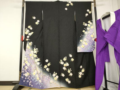 平和屋着物●豪華振袖・長襦袢(袷)セット 舞花文 暈し染め 黒地 金彩 さが美扱い 正絹 逸品 AABF6196ck