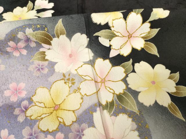 平和屋着物●豪華振袖・長襦袢(袷)セット 舞花文 暈し染め 黒地 金彩 さが美扱い 正絹 逸品 AABF6196ck