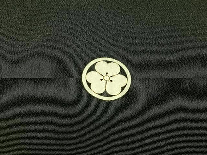 平和屋着物■豪華黒留袖　作家物　駒刺繍　文箱花鳥文　暈し染め　正絹　逸品　AABF6257oa