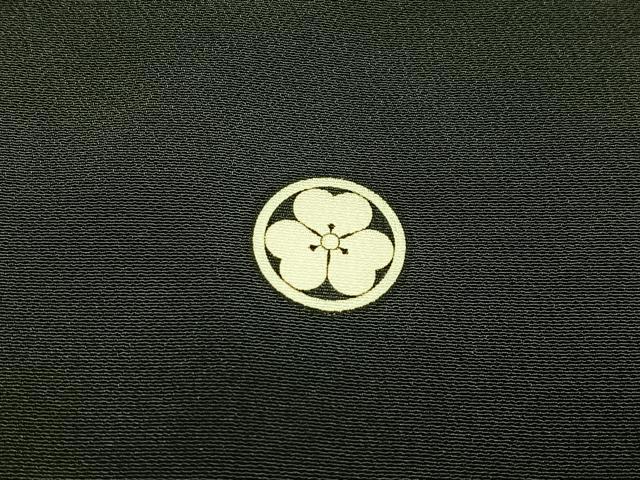 平和屋着物■豪華黒留袖　作家物　駒刺繍　文箱花鳥文　暈し染め　正絹　逸品　AABF6257oa