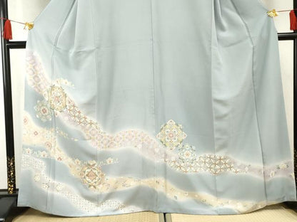 平和屋着物●訪問着 友禅 駒刺繍 正倉院花文 暈し染め 金彩 正絹 逸品 AABF6571cs