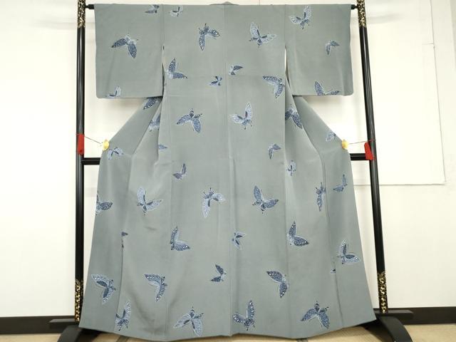 平和屋着物●上質な小紋 藍 型染め 舞蝶文 鬼しぼ縮緬 正絹 逸品 AABF6586cs