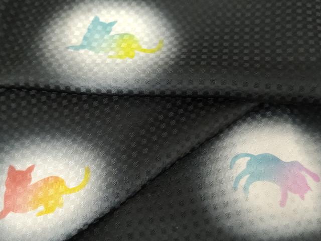 平和屋着物●上質な小紋 蛍暈し 猫 黒地 ロング丈 正絹 逸品 AABF6605cs