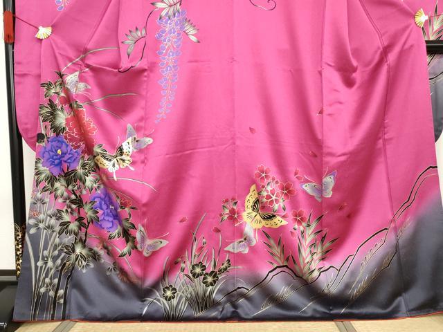 平和屋着物●豪華振袖　花蝶文　暈し染め　銀通し地　正絹　逸品　AABF6637cs