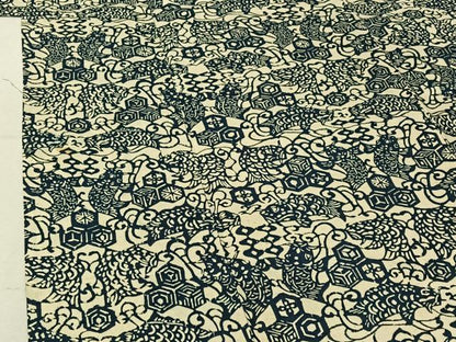 平和屋着物▽上質な紬 単衣 本藍 型絵染め 花唐草文 魚 正絹 逸品 AABF6670jh