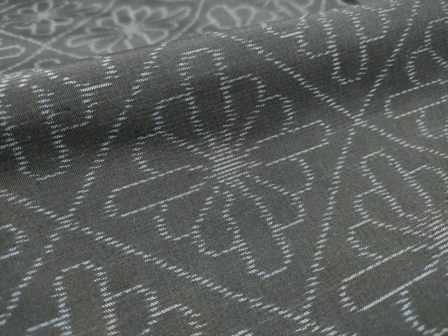 平和屋着物■本場大島紬　花菱文　正絹　逸品　AABF6698br