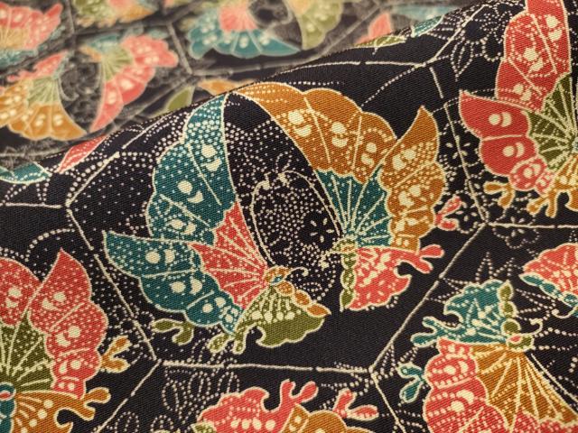 平和屋着物■上質な小紋 亀甲双蝶文 黒地 正絹 逸品 AABF6749br