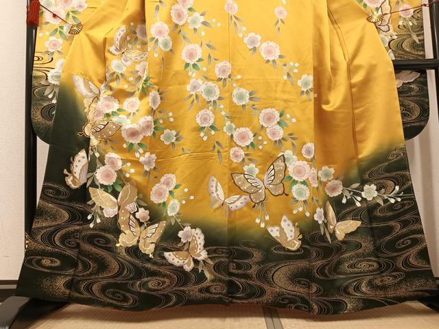 平和屋着物●豪華振袖 駒刺繍 流水花蝶文 暈し染め 金彩 正絹 逸品 AABF6932ph