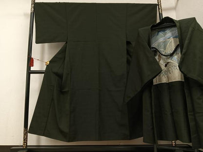 平和屋着物●男性 紬 アンサンブル 色無地 黒緑色 正絹 逸品 AABF6949ph