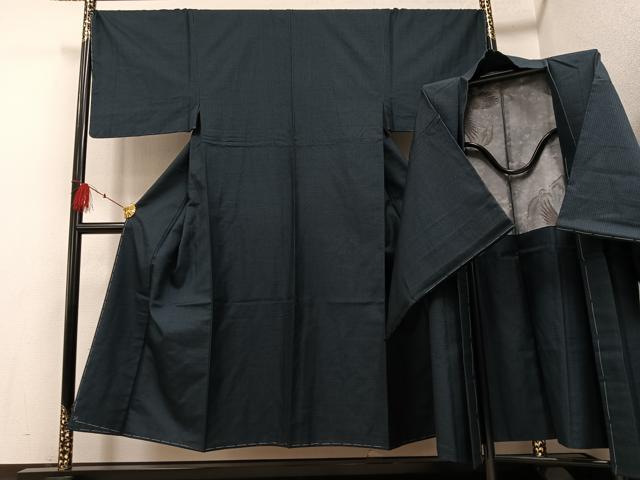 平和屋着物●男性 紬 アンサンブル 亀甲柄 正絹 逸品 未使用 AABF6956ph