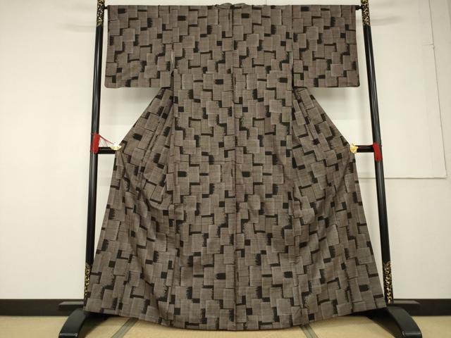 平和屋着物●本場大島紬 一元7マルキ 色紙重ね文 正絹 逸品 AABF7008ck