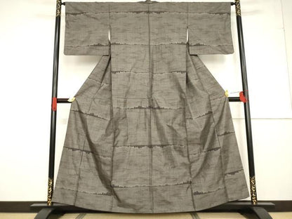 平和屋着物●本場大島紬 カタス9マルキ 横段風景文 正絹 逸品 AABF7017ck