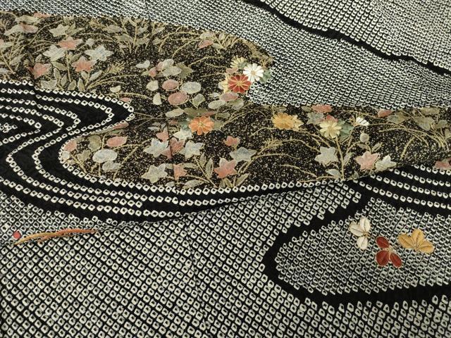 平和屋着物●訪問着 総絞り 刺繍 流水花文 黒地 正絹 逸品 AABF7026ck