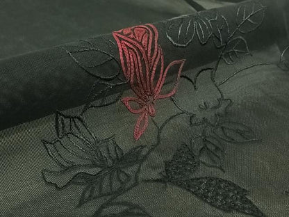 平和屋着物▽羽織 スリーシーズン 春夏秋 塵除け 総刺繍 草花文 黒地 正絹 逸品 AABF7110jh