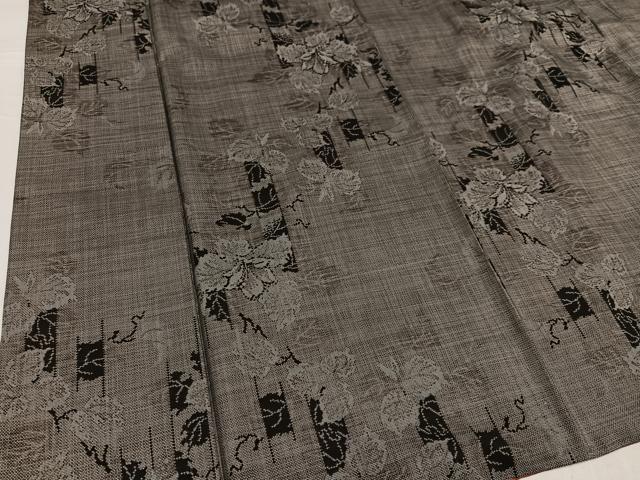 平和屋着物●本場大島紬 カタス9マルキ 草花文 正絹 逸品 AABF8082ph